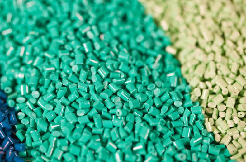 ABS and derivatives for Polymers for the automotive industry, healthcare, household appliances, electronic devices, building, sports and leisure